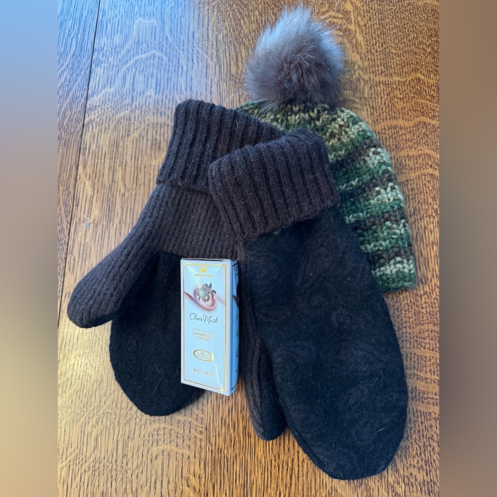 Cozy Sweater Mittens and hat bundle